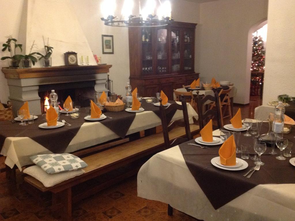 Hostal Da Ronald ... A Pian Del Papa Pratovecchio Exterior foto