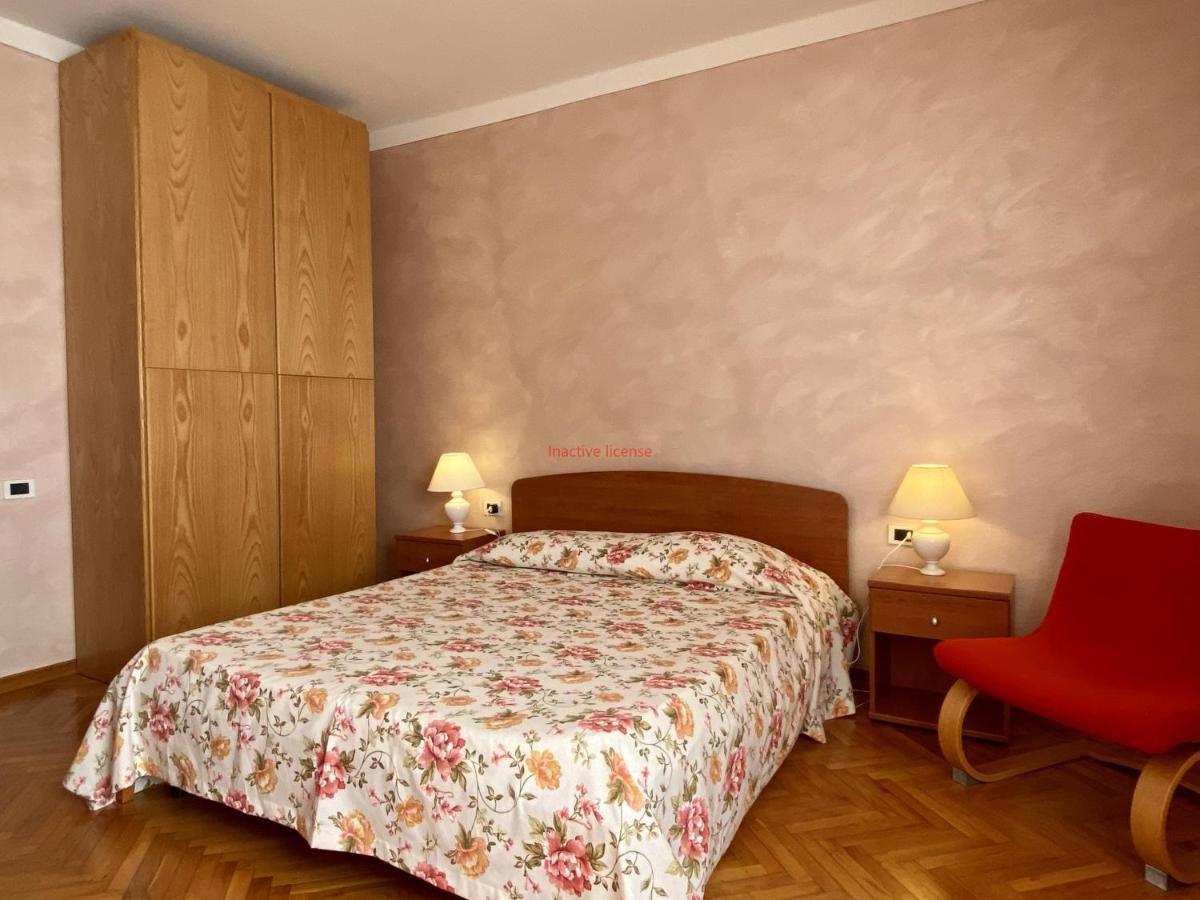 Hostal Da Ronald ... A Pian Del Papa Pratovecchio Exterior foto